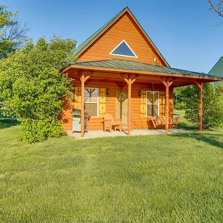 Cozy Columbia Cabin With Shared Lake Dock!